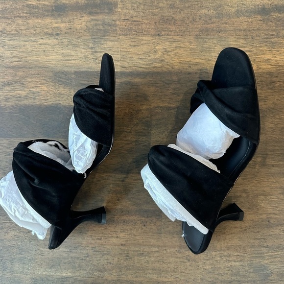 Vaneli Lotty Sandal - Picture 4 of 6